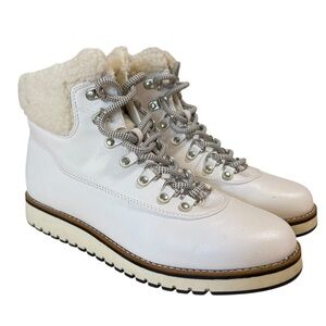 White Mountain Lace Up Casual Comfort White Winter Boots Size 8.5 Leather Upper